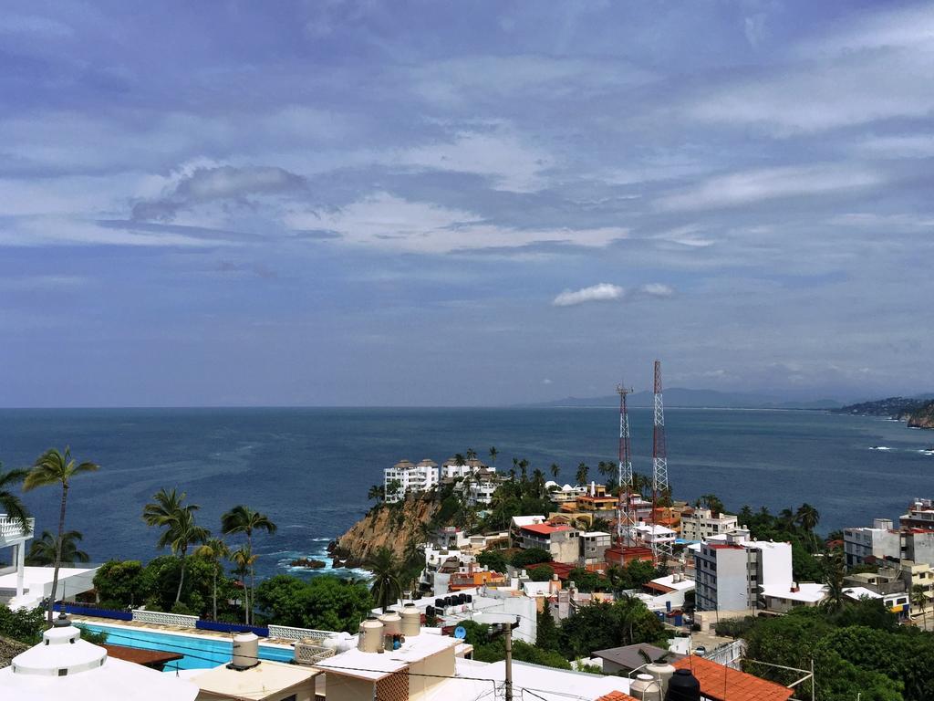 Guitarron Gran Terraza Vista Espectacular 6 Huespedes Piscina Gigante * Acapulco